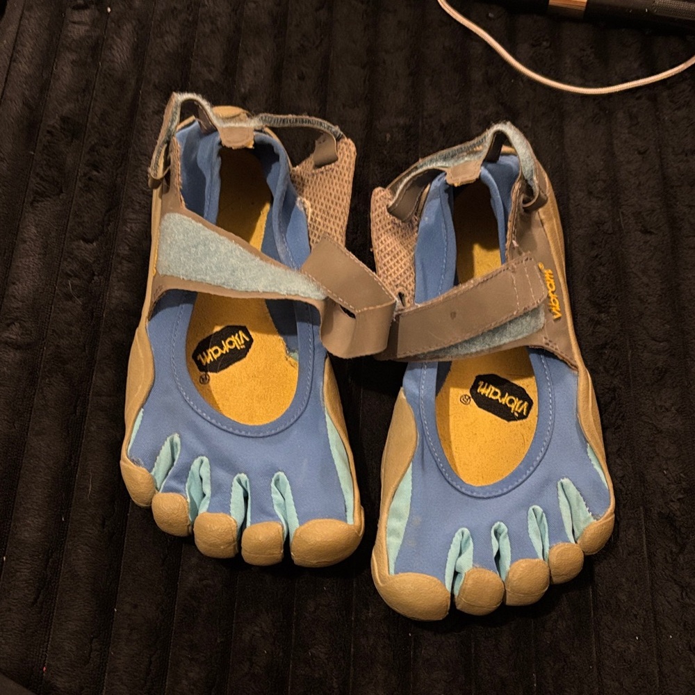 Vibram Water Shoes in Blue and Tan